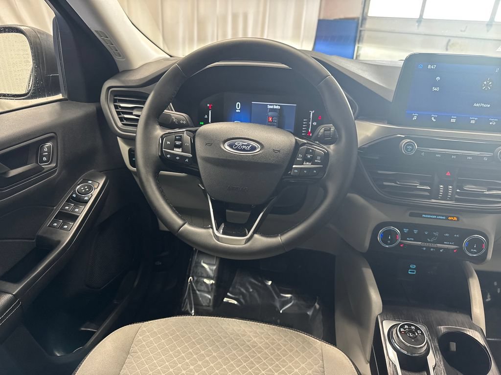 Certified 2023 Ford Escape Active AWD/4WD image 14