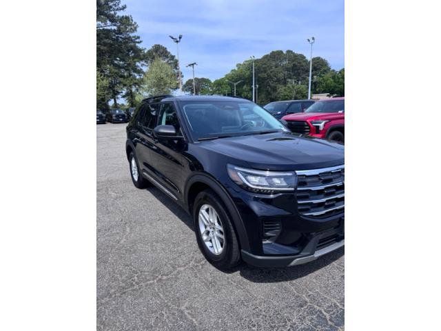 Certified 2025 Ford Explorer Active image 7