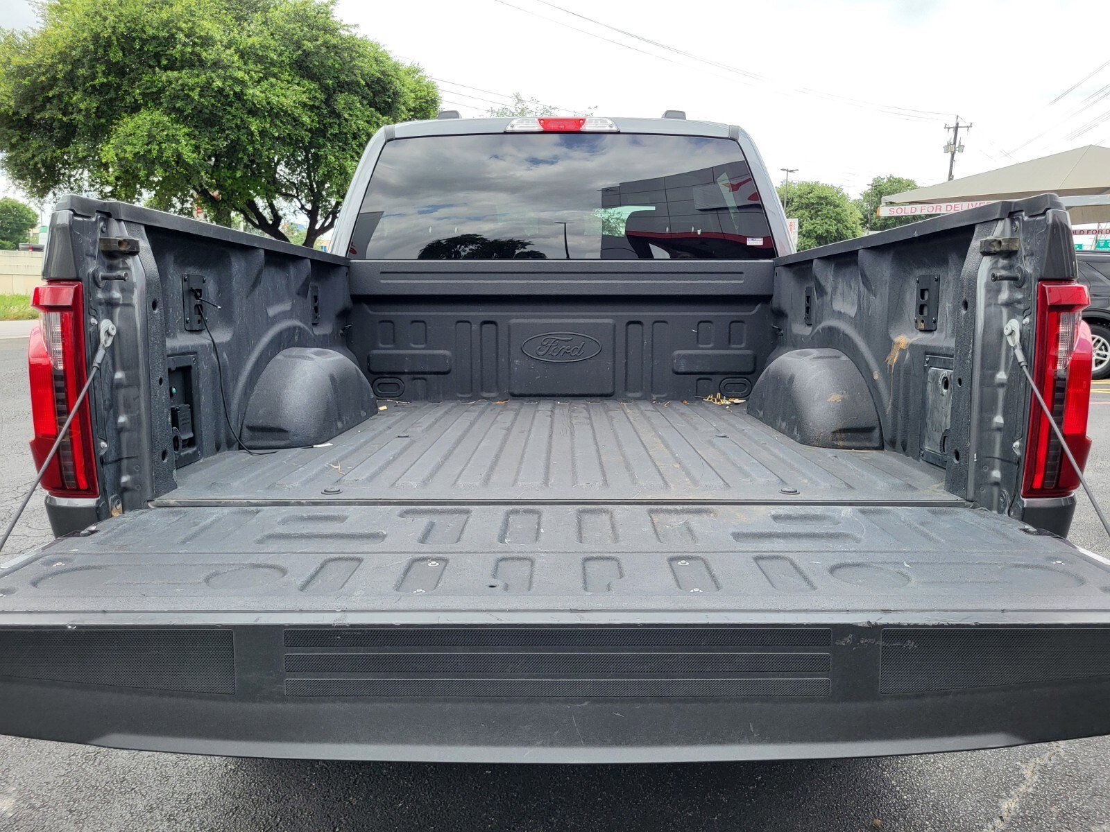 Certified 2025 Ford F150 XLT w/ Equipment Group 301A Standard AWD/4WD image 31