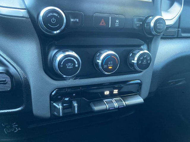 Used 2024 RAM 2500 Big Horn AWD/4WD image 24