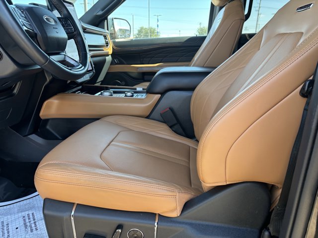 Certified 2024 Ford Expedition Max Platinum image 10