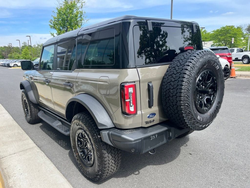 Certified 2025 Ford Bronco Badlands AWD/4WD image 7