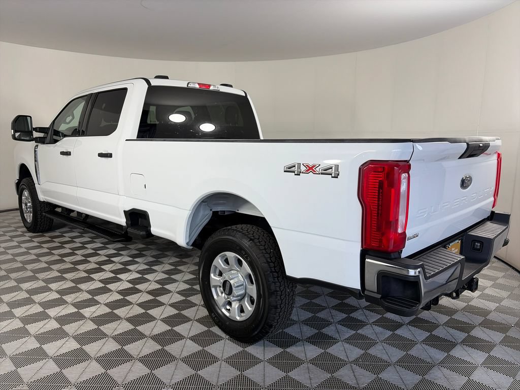Certified 2024 Ford F350 XLT AWD/4WD image 5