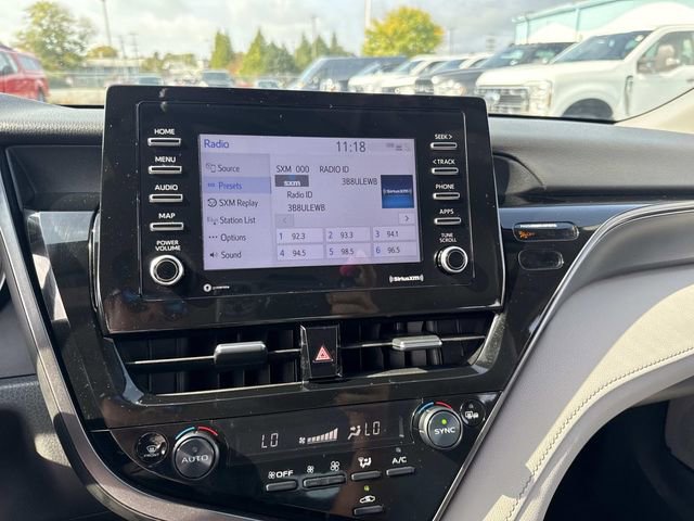 Used 2024 Toyota Camry SE image 20