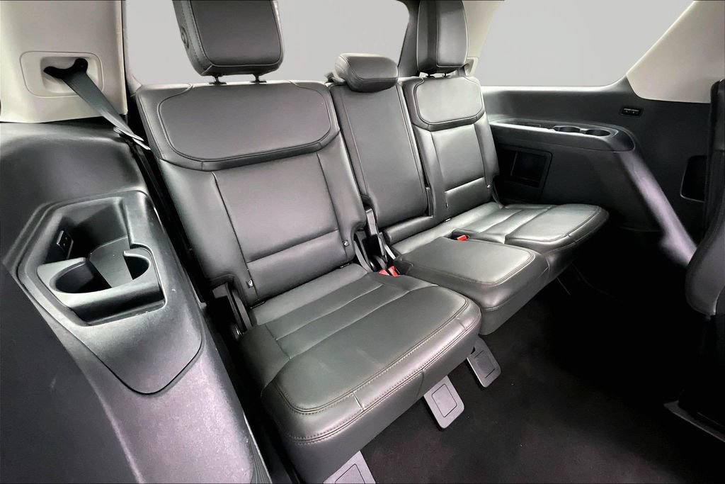 Certified 2025 Ford Expedition Active AWD/4WD image 28