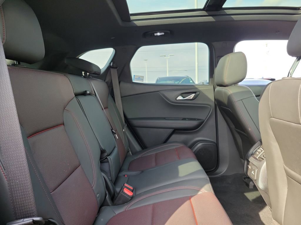 Used 2019 Chevrolet Blazer RS image 17