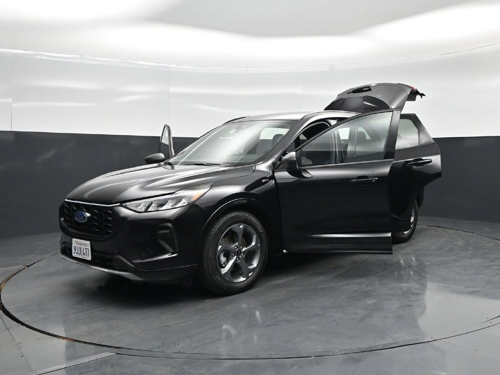 Certified 2023 Ford Escape ST-Line w/ Tech Pack #1 FWD image 26