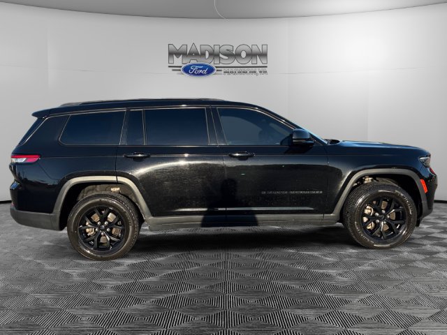 Used 2024 Jeep Grand Cherokee L Altitude AWD/4WD image 6