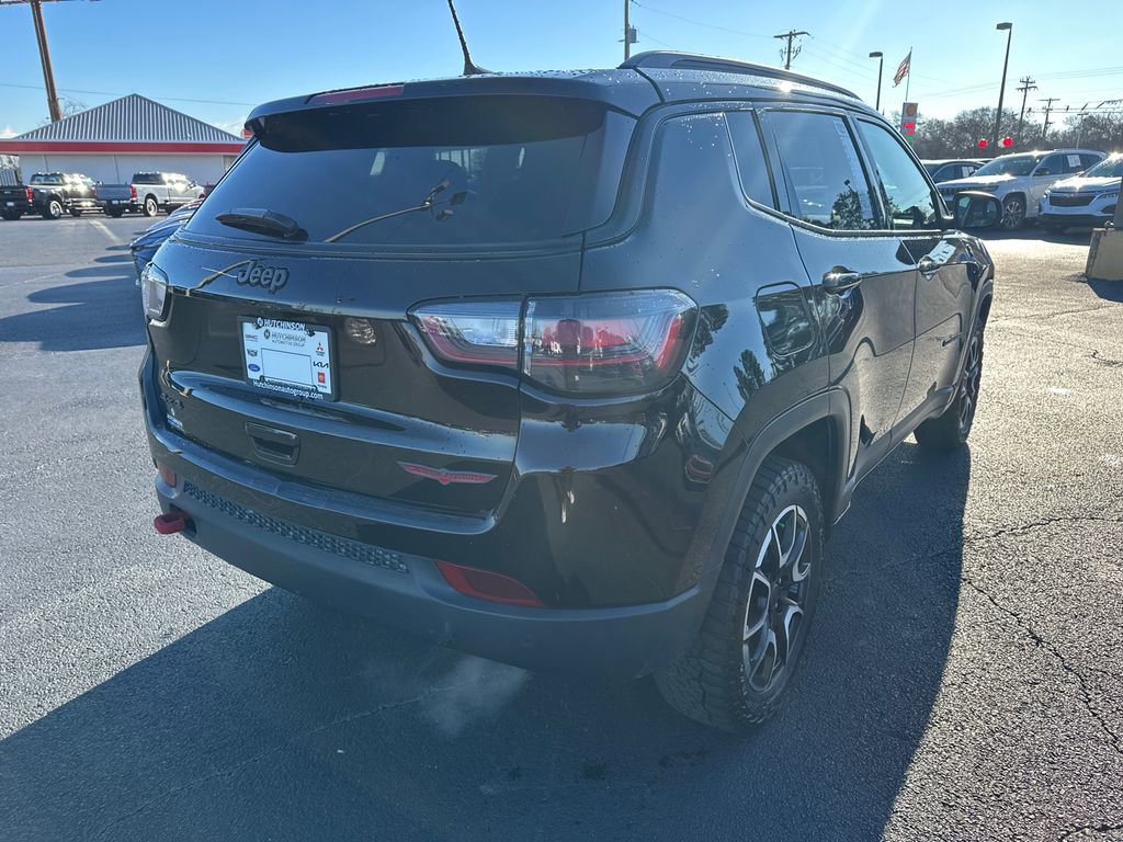 Used 2025 Jeep Compass Trailhawk w/ Trailhawk Elite Group AWD/4WD image 7