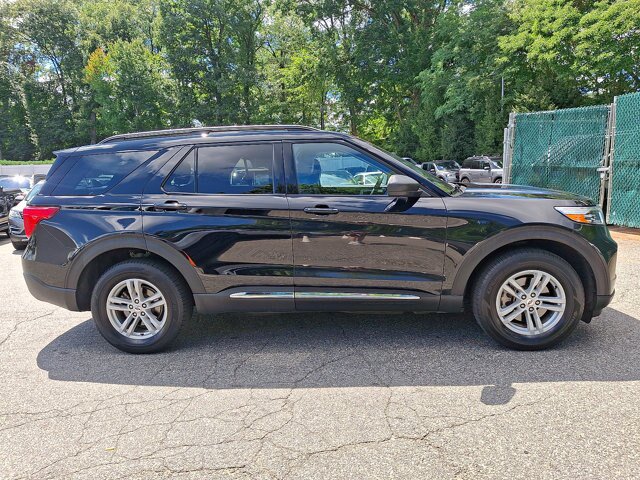 Certified 2024 Ford Explorer XLT w/ Equipment Group 202A AWD/4WD image 18