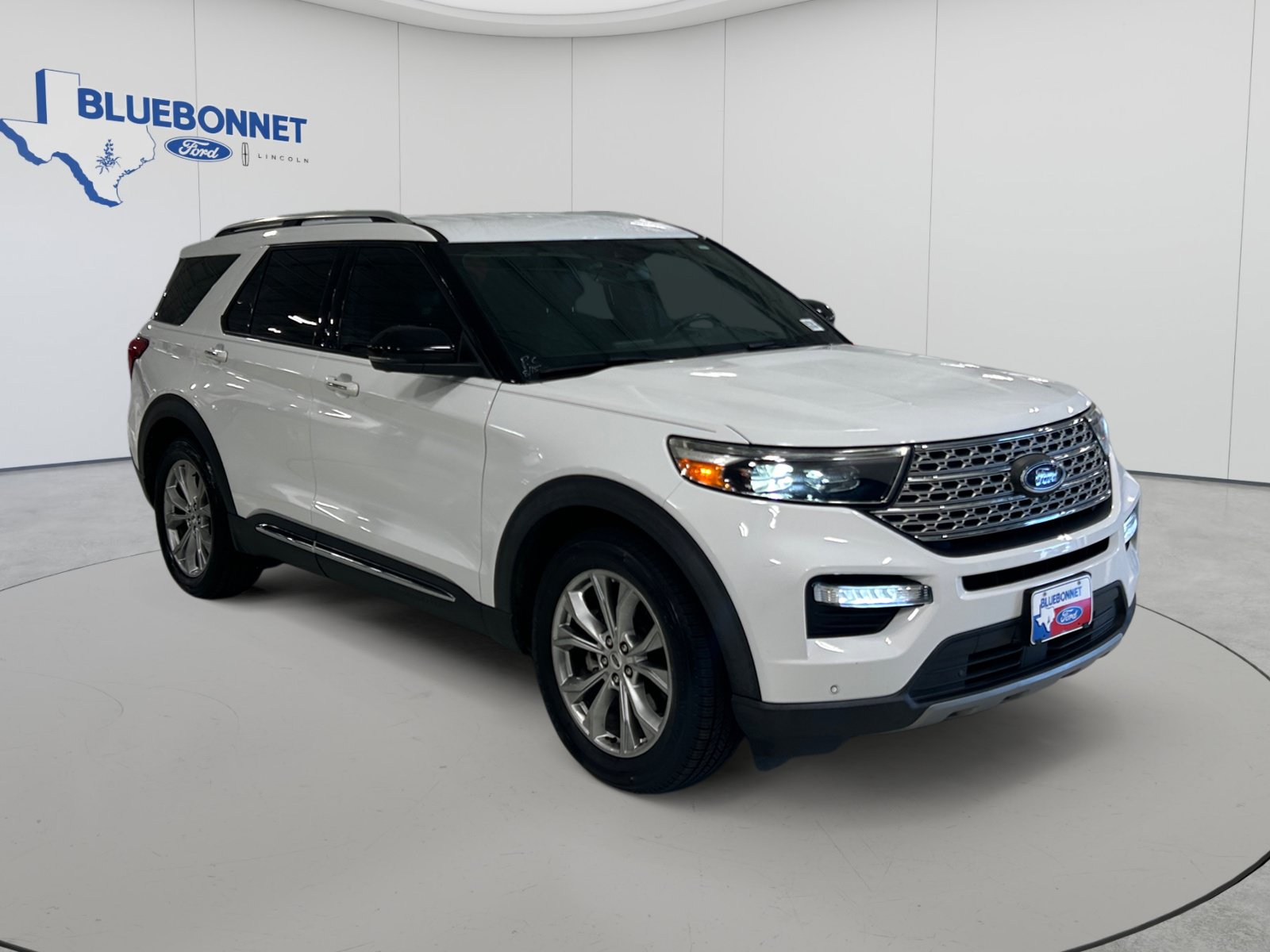 Certified 2020 Ford Explorer Limited RWD image 3