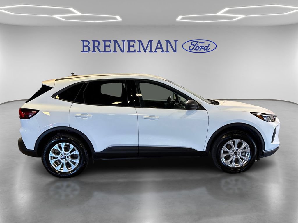 Certified 2025 Ford Escape Active AWD/4WD image 5
