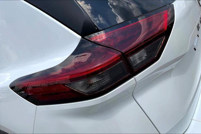 Used 2025 Nissan Rogue SV FWD image 23