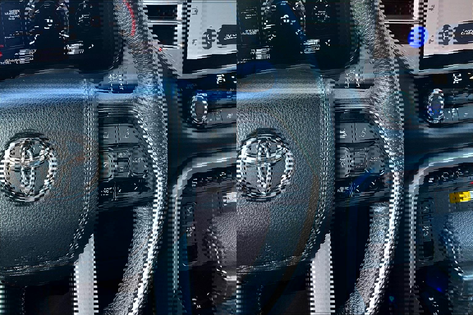 Used 2023 Toyota Tundra Platinum AWD/4WD image 20