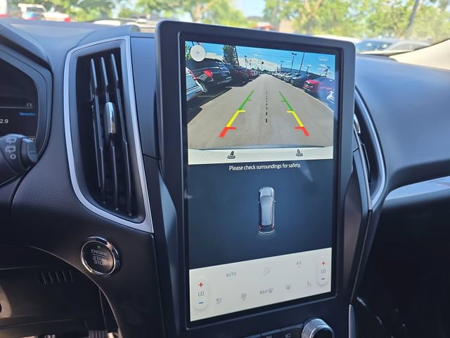 Certified 2023 Ford Edge SEL w/ Convenience Package AWD/4WD image 3