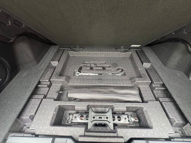 Used 2023 Subaru Outback Touring XT AWD/4WD image 19