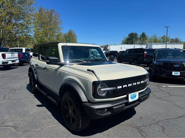 Certified 2025 Ford Bronco Outer Banks AWD/4WD image 8