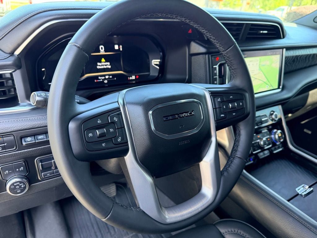 Used 2023 GMC Yukon Denali w/ Max Trailering Package AWD/4WD image 26