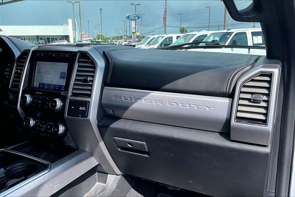 Certified 2021 Ford F450 Platinum w/ FX4 Off-Road Package AWD/4WD image 12