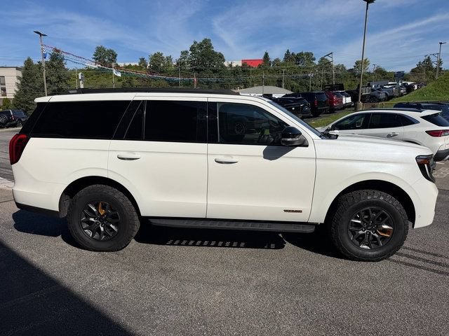 Certified 2025 Ford Expedition Tremor AWD/4WD image 9