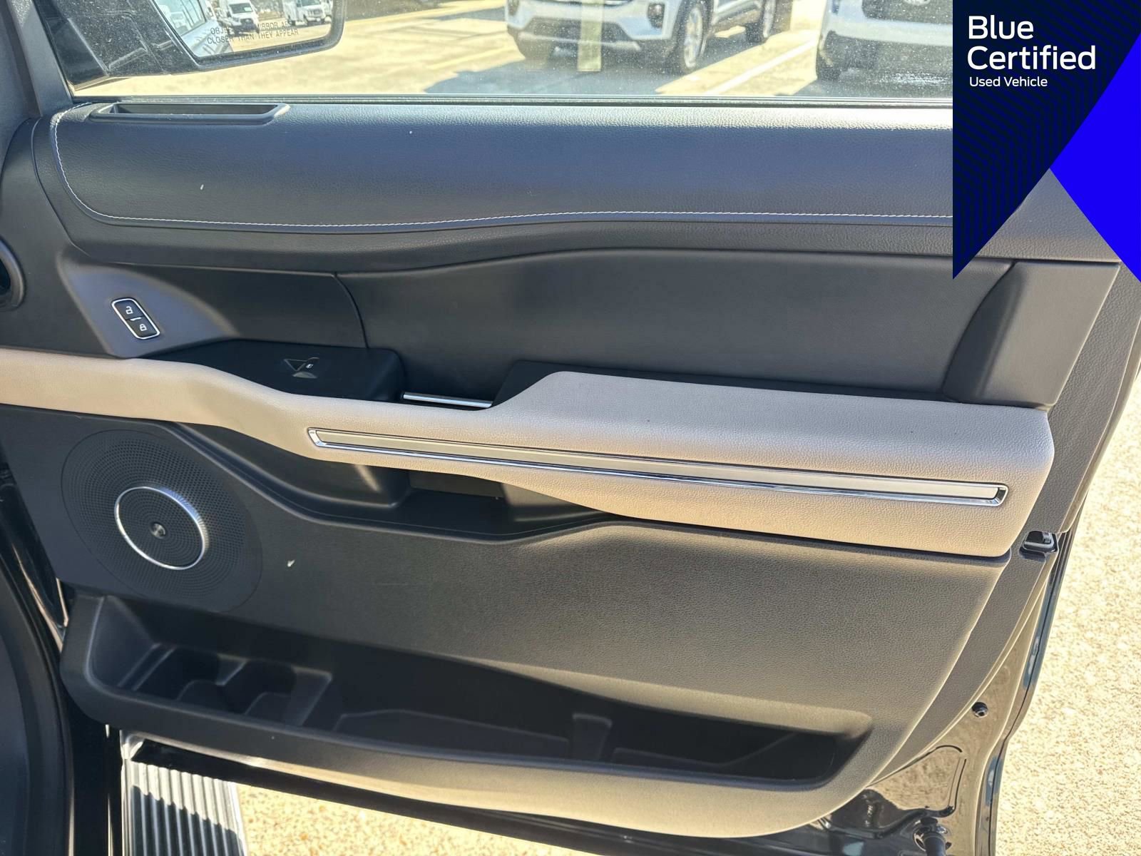 Certified 2023 Ford Expedition Max Limited image 22