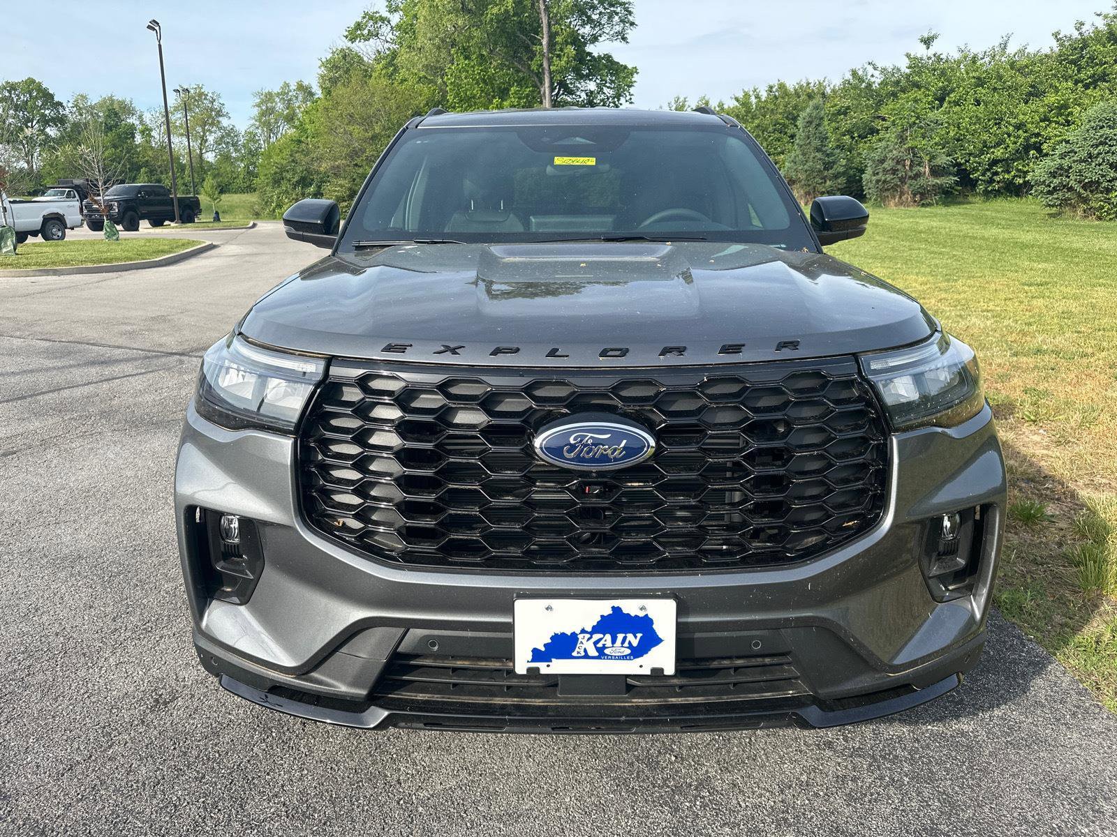 Certified 2025 Ford Explorer ST-Line AWD/4WD image 2