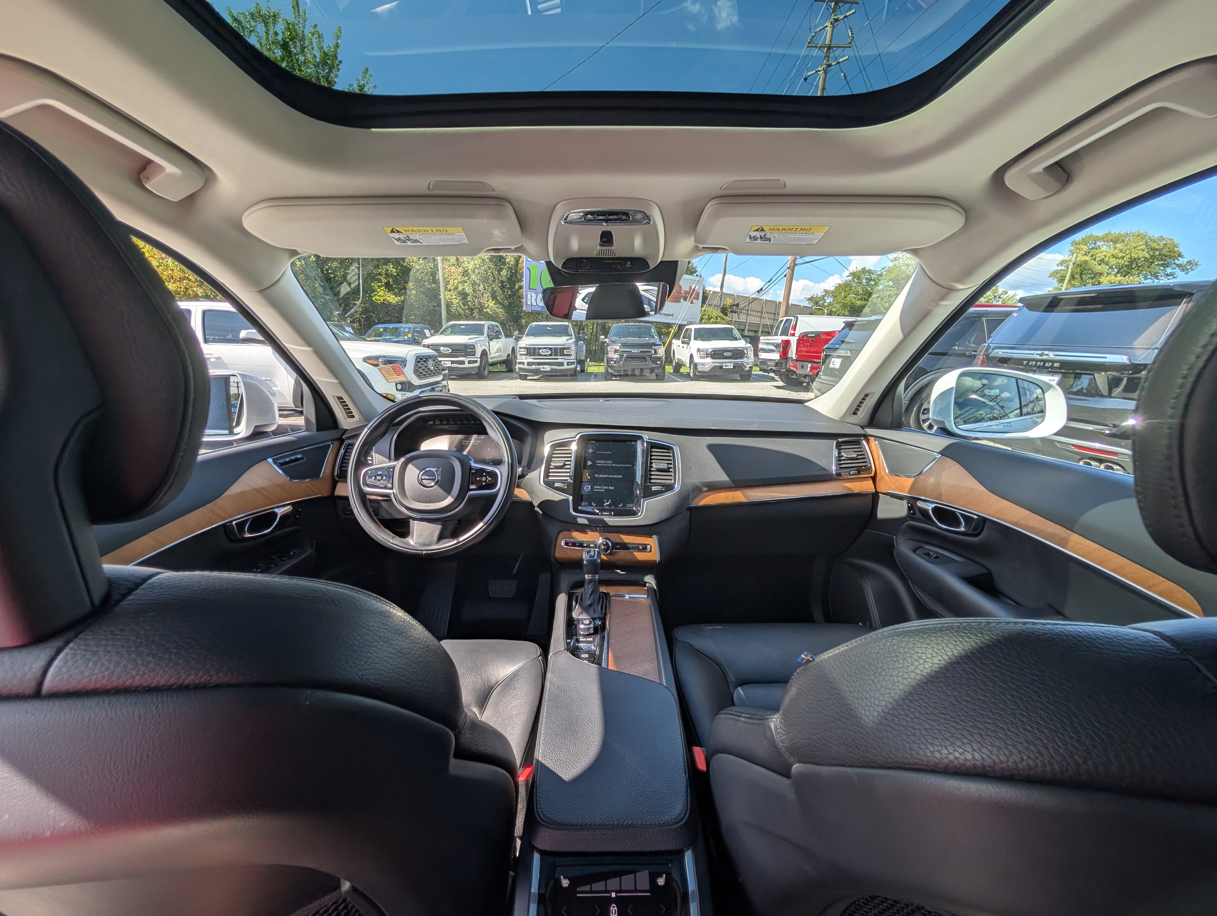 Used 2021 Volvo XC90 T6 Momentum w/ Advanced Package image 19