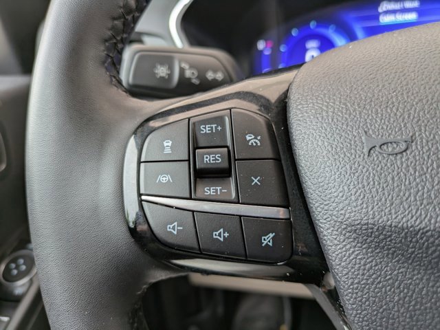 Certified 2022 Ford Escape Titanium w/ Class II Trailer Tow Package image 23