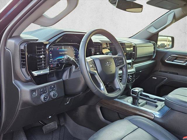 Used 2023 Chevrolet Silverado 1500 RST w/ Convenience Package II AWD/4WD image 8