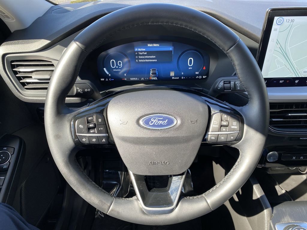 Certified 2025 Ford Escape Platinum image 19