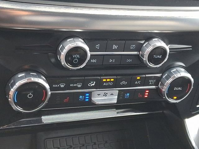 Certified 2023 Ford F150 Lariat w/ Equipment Group 502A High image 15