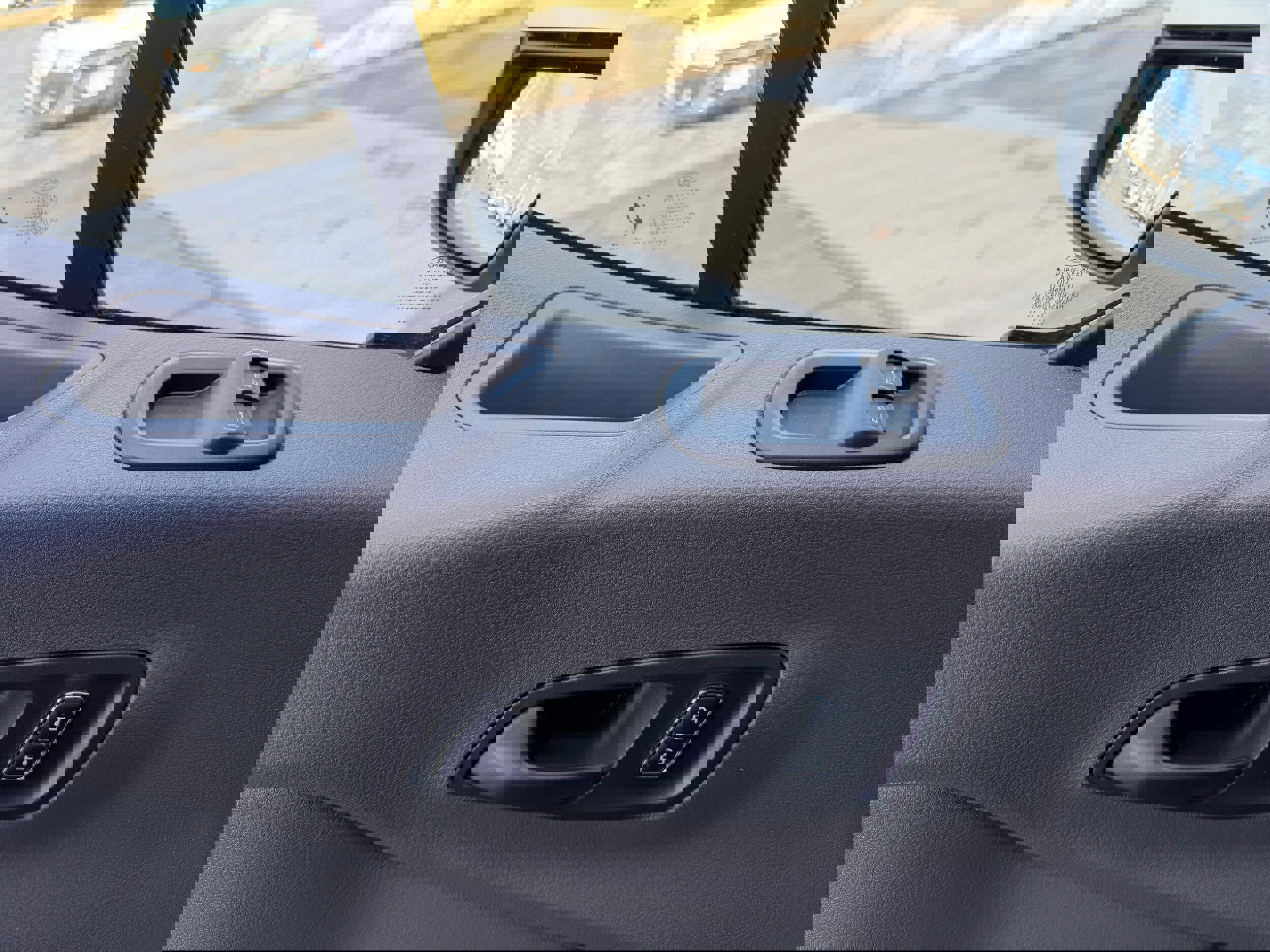 Certified 2022 Ford Transit 250 Medium Roof AWD w/ Load Area Protection Package image 12