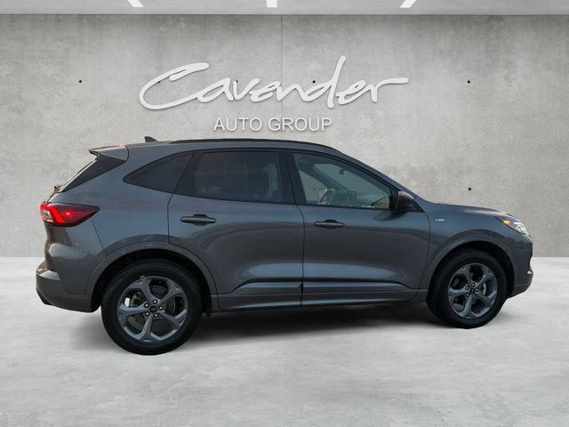 Certified 2024 Ford Escape ST-Line AWD/4WD image 18