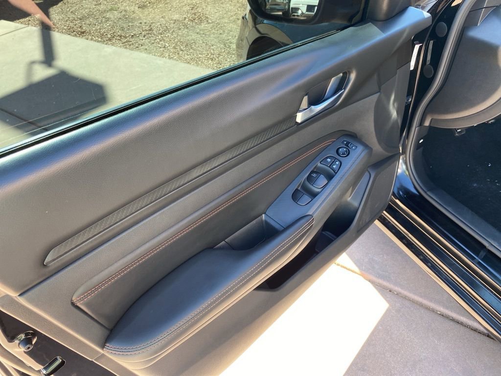 Used 2021 Nissan Altima 2.5 SR w/ SR Premium Package image 23