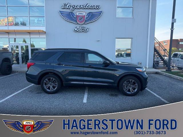 Certified 2024 Ford Explorer XLT w/ Equipment Group 202A AWD/4WD image 1
