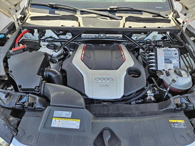 Used 2018 Audi SQ5 Premium Plus AWD/4WD image 24