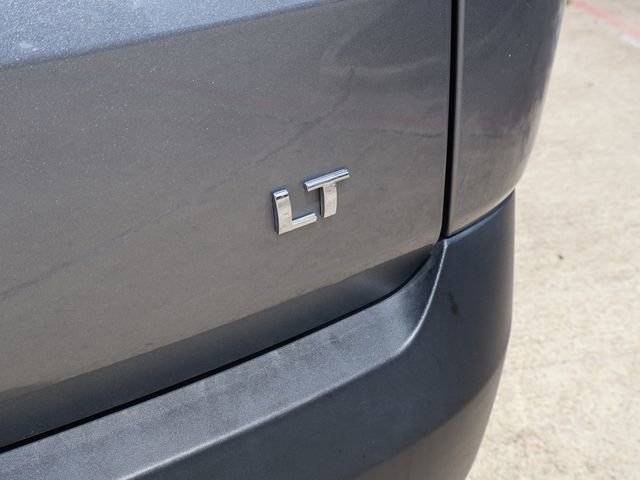 Used 2020 Chevrolet Traverse LT image 33