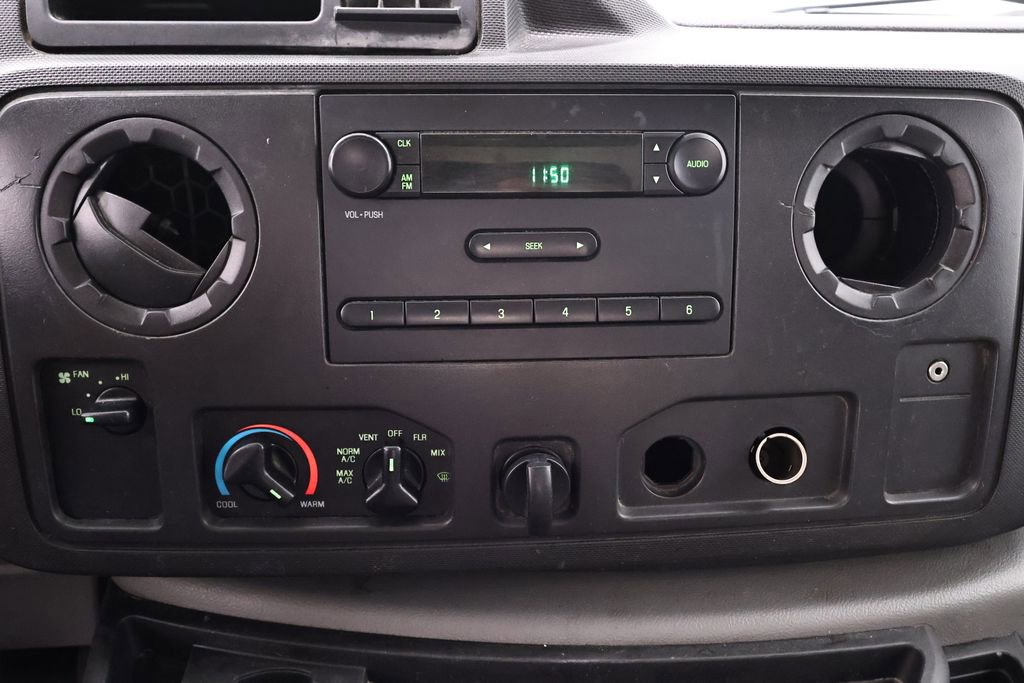 Certified 2019 Ford E-450 and Econoline 450 Super Duty w/ Power Windows & Locks Group RWD image 25