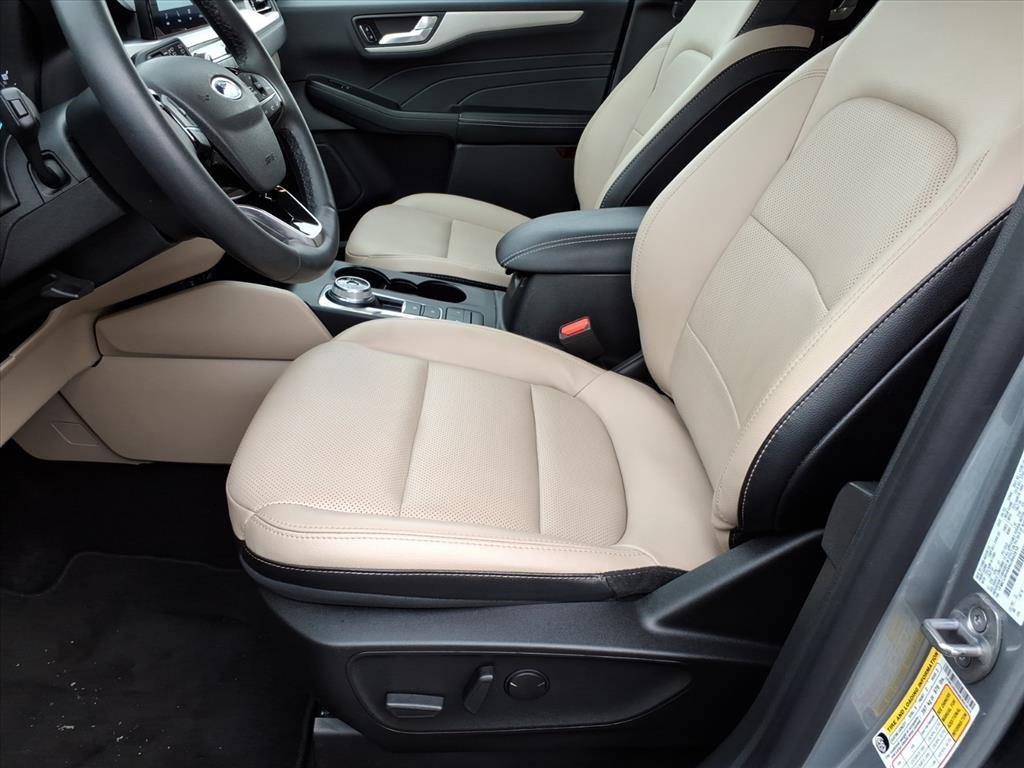 Certified 2022 Ford Escape SEL image 13