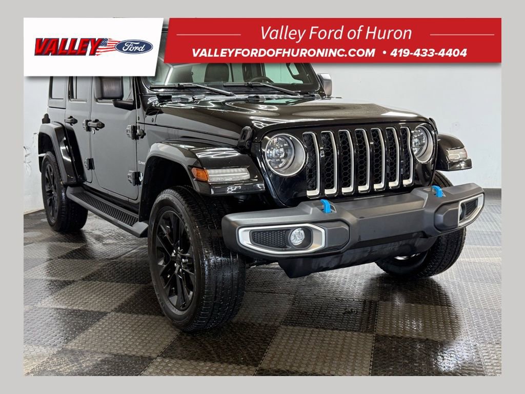 Used 2023 Jeep Wrangler Unlimited Sahara w/ Cold Weather Group image 1