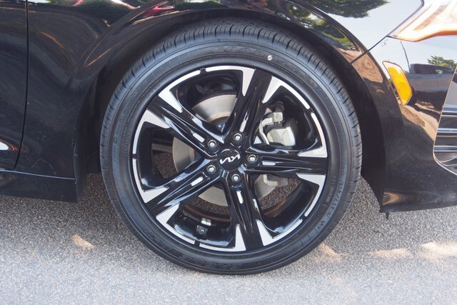 Used 2023 Kia K5 GT-Line AWD/4WD image 10
