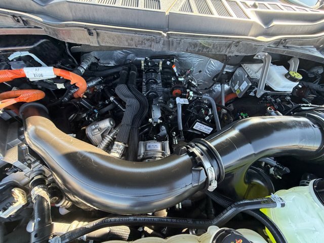 Certified 2025 Ford F150 Lariat w/ Equipment Group 502A High AWD/4WD image 22