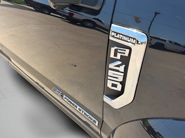 Certified 2022 Ford F450 Platinum w/ FX4 Off-Road Package AWD/4WD image 10
