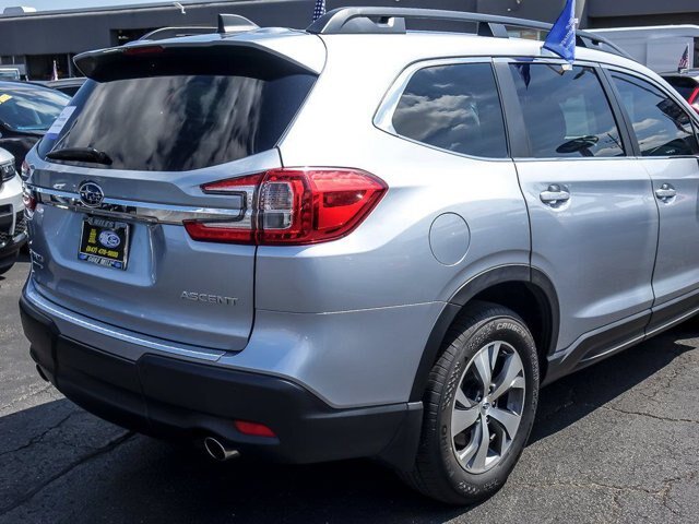 Used 2024 Subaru Ascent Premium w/ Convenience Package AWD/4WD image 9