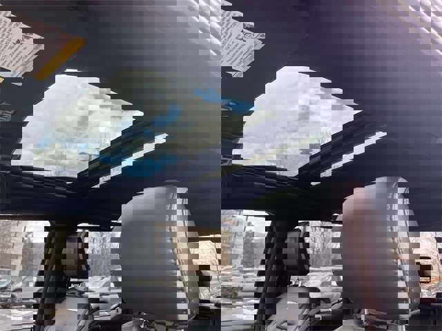 Certified 2018 Ford F150 Platinum w/ Equipment Group 701A Luxury image 21