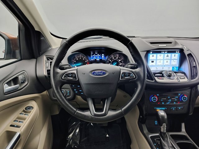 Certified 2017 Ford Escape Titanium FWD image 38