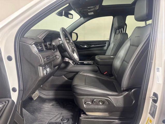 Used 2022 GMC Yukon Denali AWD/4WD image 11