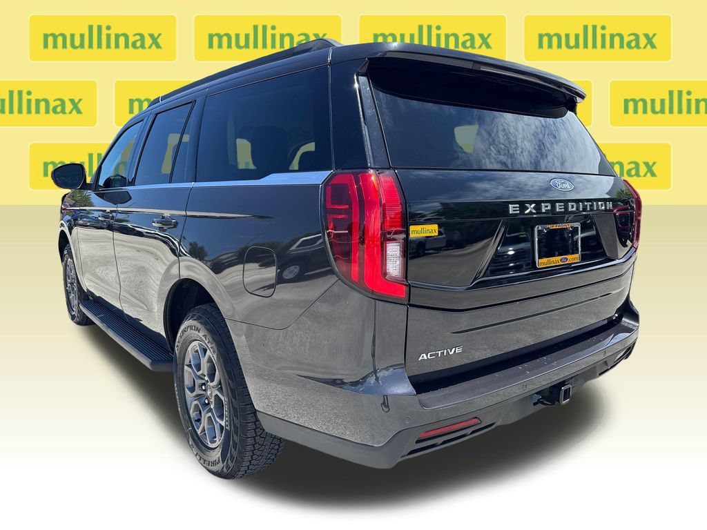 Certified 2025 Ford Expedition Active RWD image 9