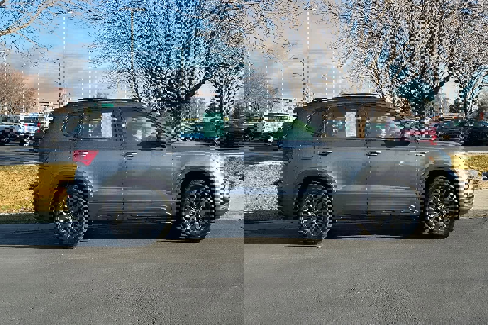 Used 2022 Volkswagen Taos S image 6