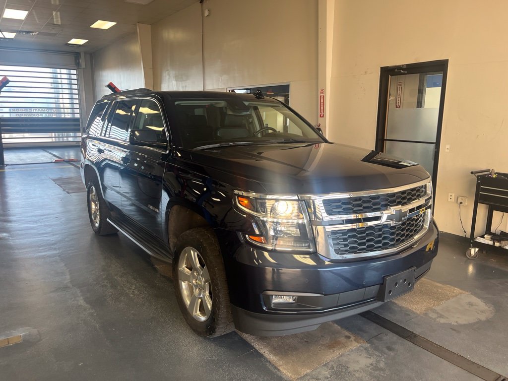 Used 2020 Chevrolet Tahoe LT w/ Luxury Package AWD/4WD image 1